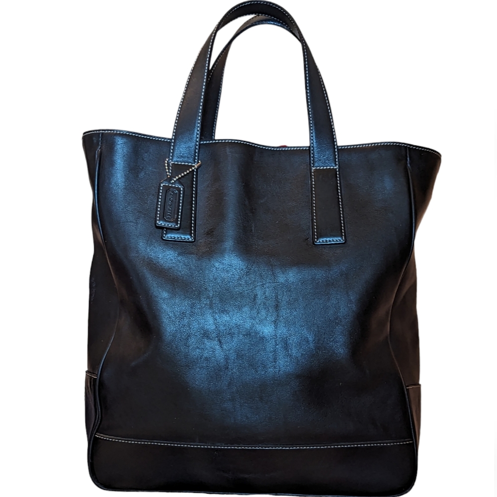 Vintage 90s Coach Bleeker all leather bag in amazing condition 13hx16w